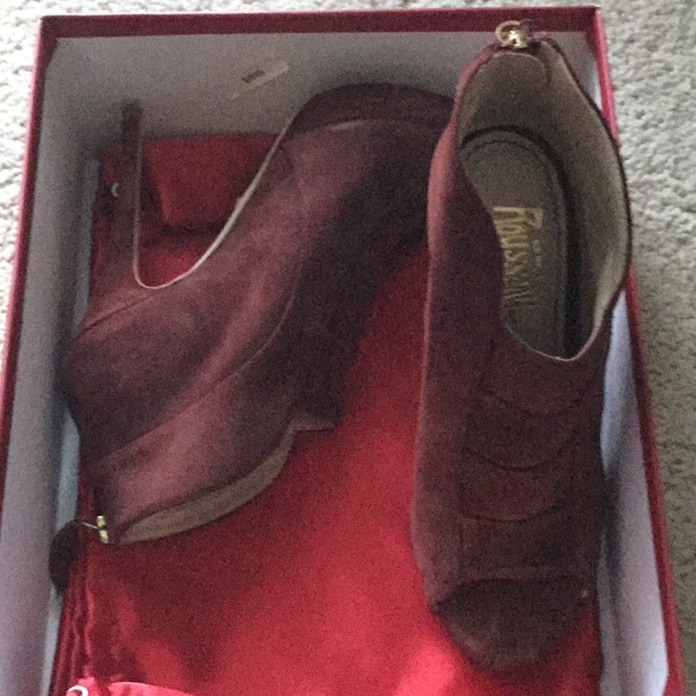 Jerome C. Rousseau size 6.5M suede shoes